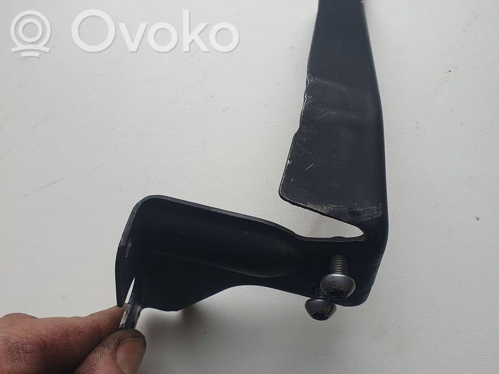 Audi Q7 4L EGR valve cooler bracket 