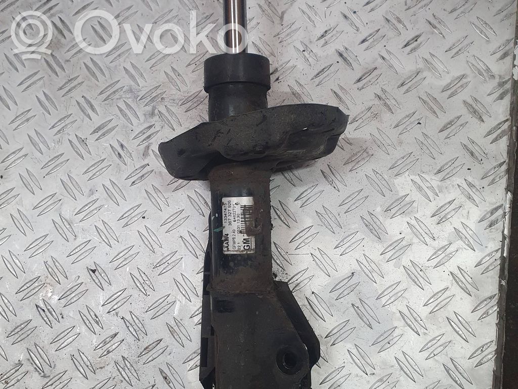 Opel Insignia A Amortyzator przedni 
