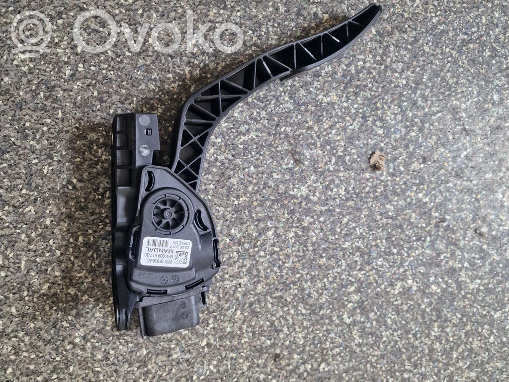 Gaspedal   8V219F836AC