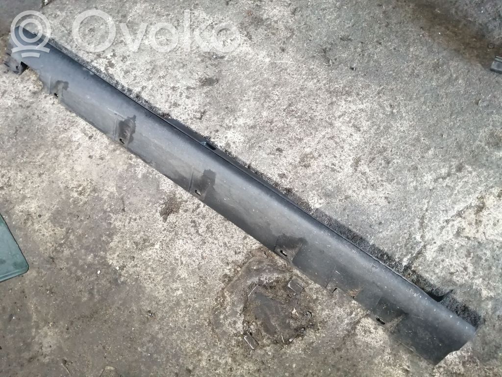 Kynnys   AV11R10154AB