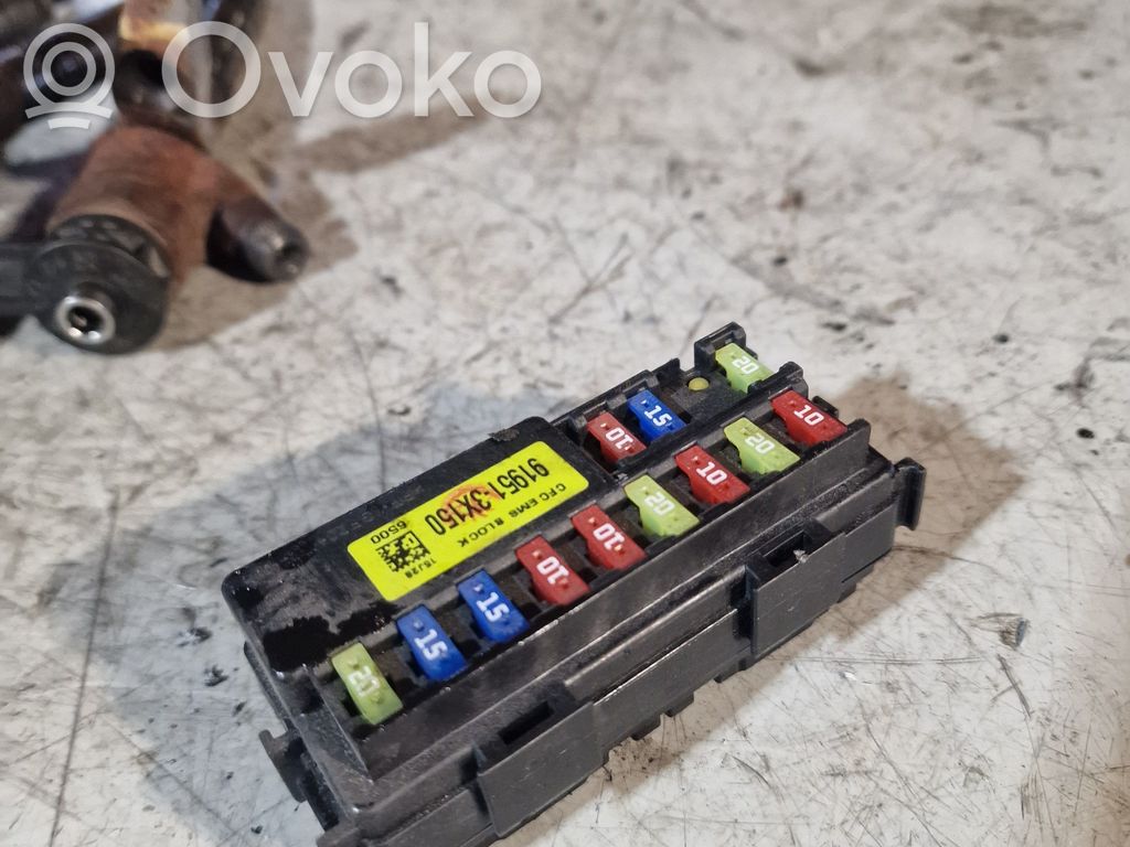 KIA Ceed Fuse module 