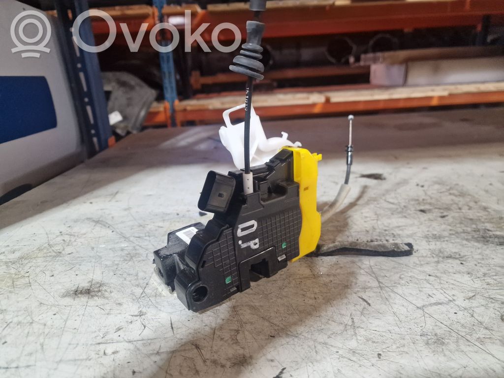 KIA Ceed Front door lock 