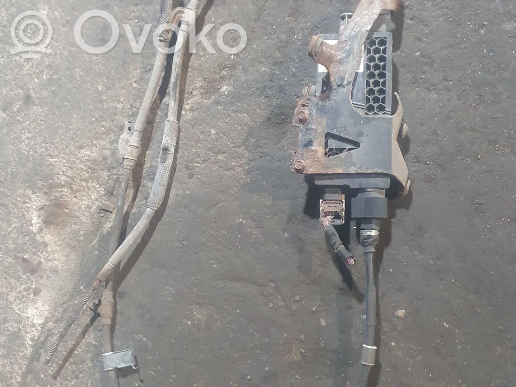 Subaru Outback Frein à main / Actionneur de frein de stationnement avec unité de commande 