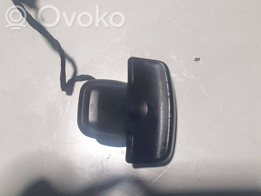 Manetki / Pokrętła / Łopatki zmiany biegów   A2185400662,216150996
