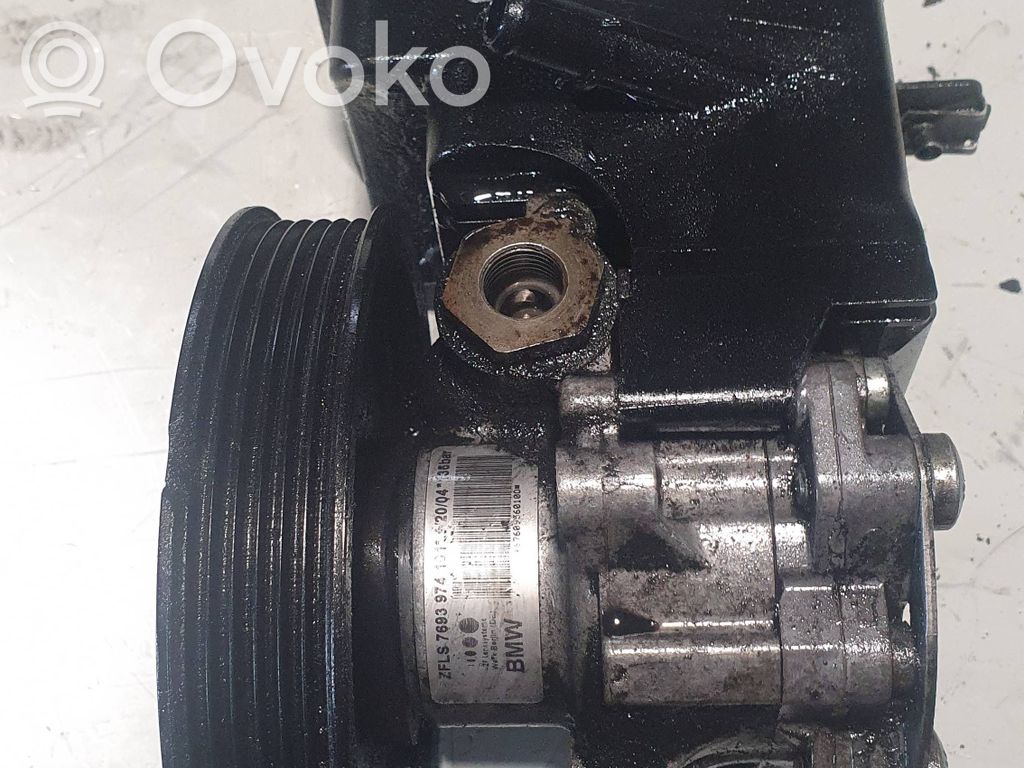 BMW 5 E60 E61 Power steering pump 