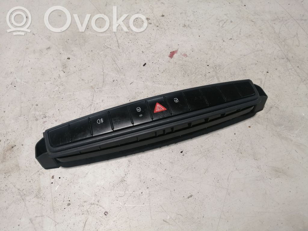 Smart ForFour I Hazard light switch 