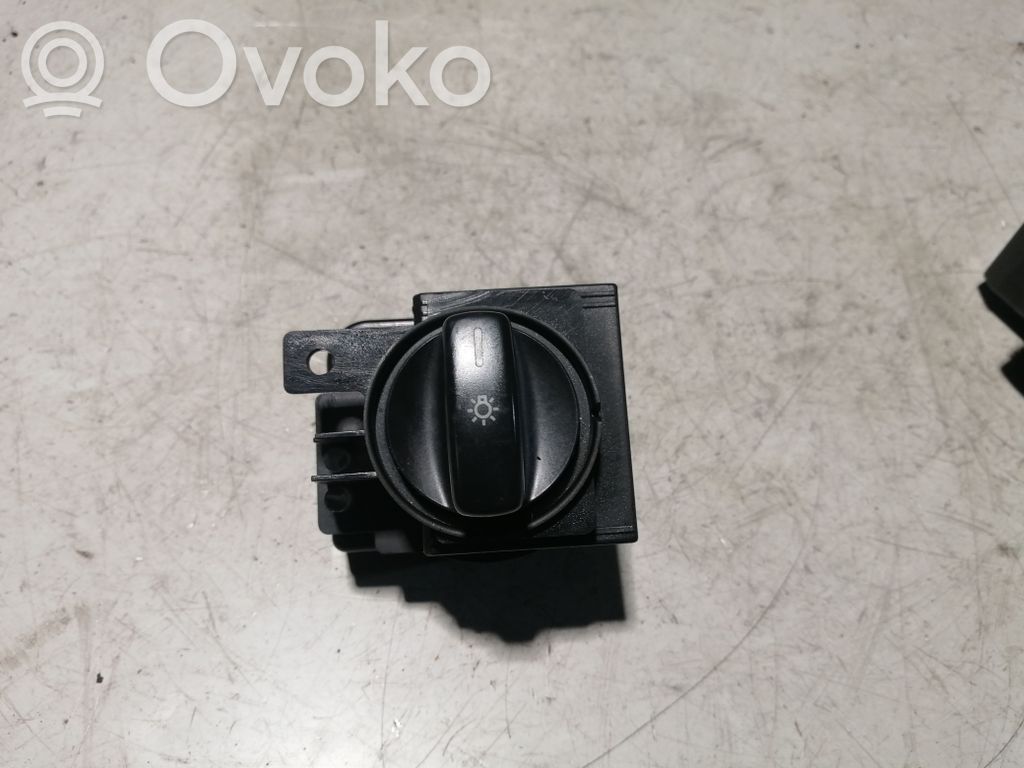 Mercedes-Benz B W245 Interruttore luci