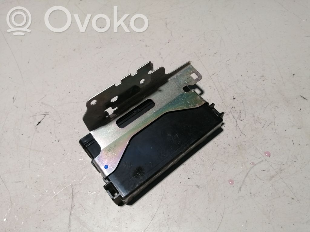 Subaru Impreza III Comfort/convenience module 
