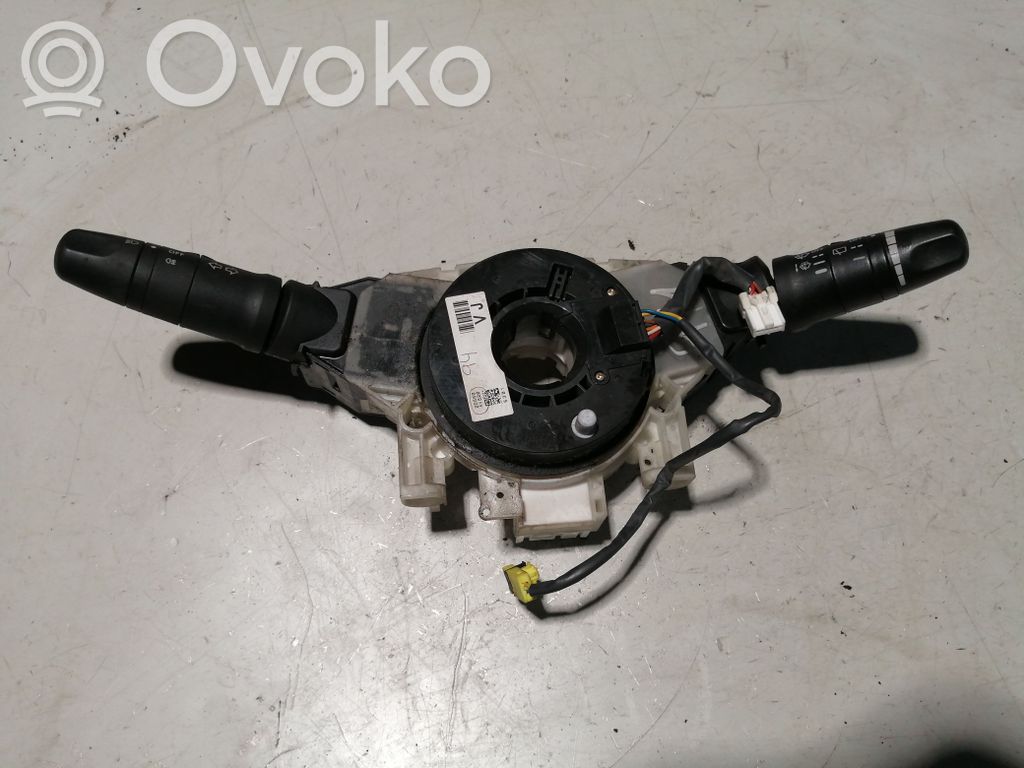 Nissan Almera Tino Commodo, commande essuie-glace/phare 