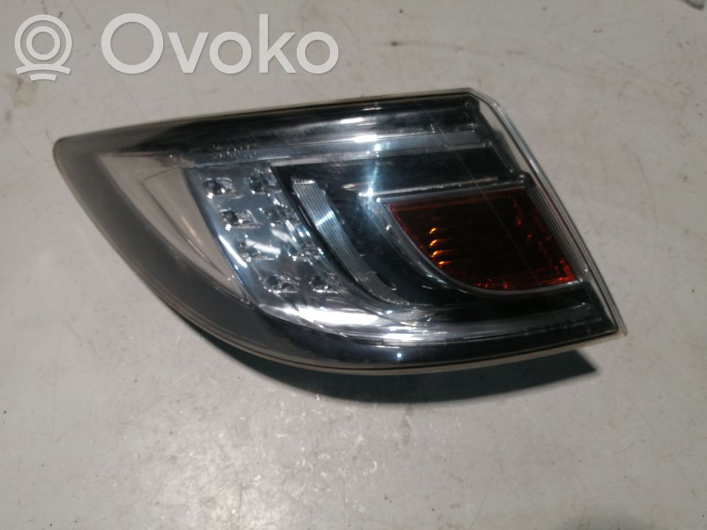 Mazda 6 Aizmugurējais lukturis virsbūvē 