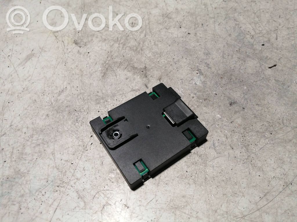 Mercedes-Benz A W169 Amplificatore antenna 