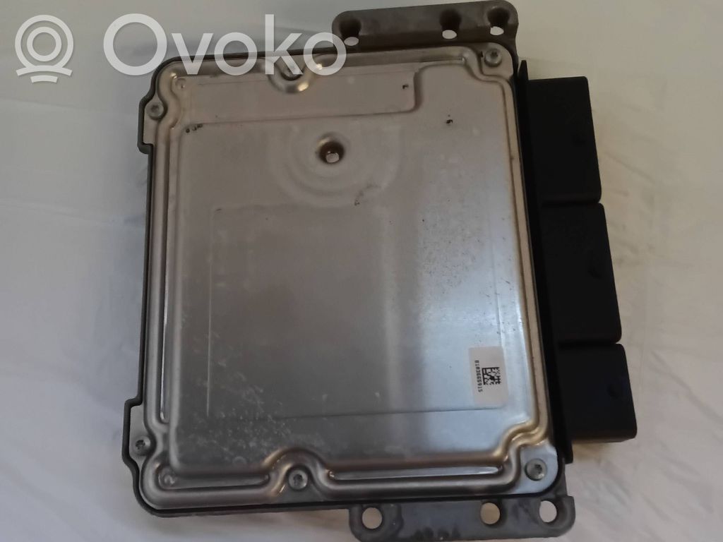 Renault Clio IV Engine control unit/module 
