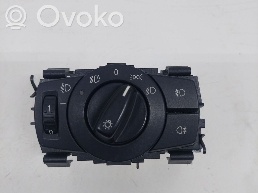 Light switch   0005076606,33600101