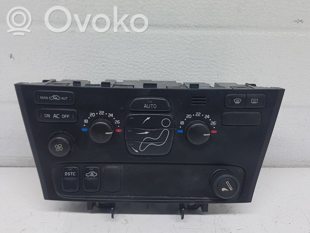 Volvo V70 Climate control unit 