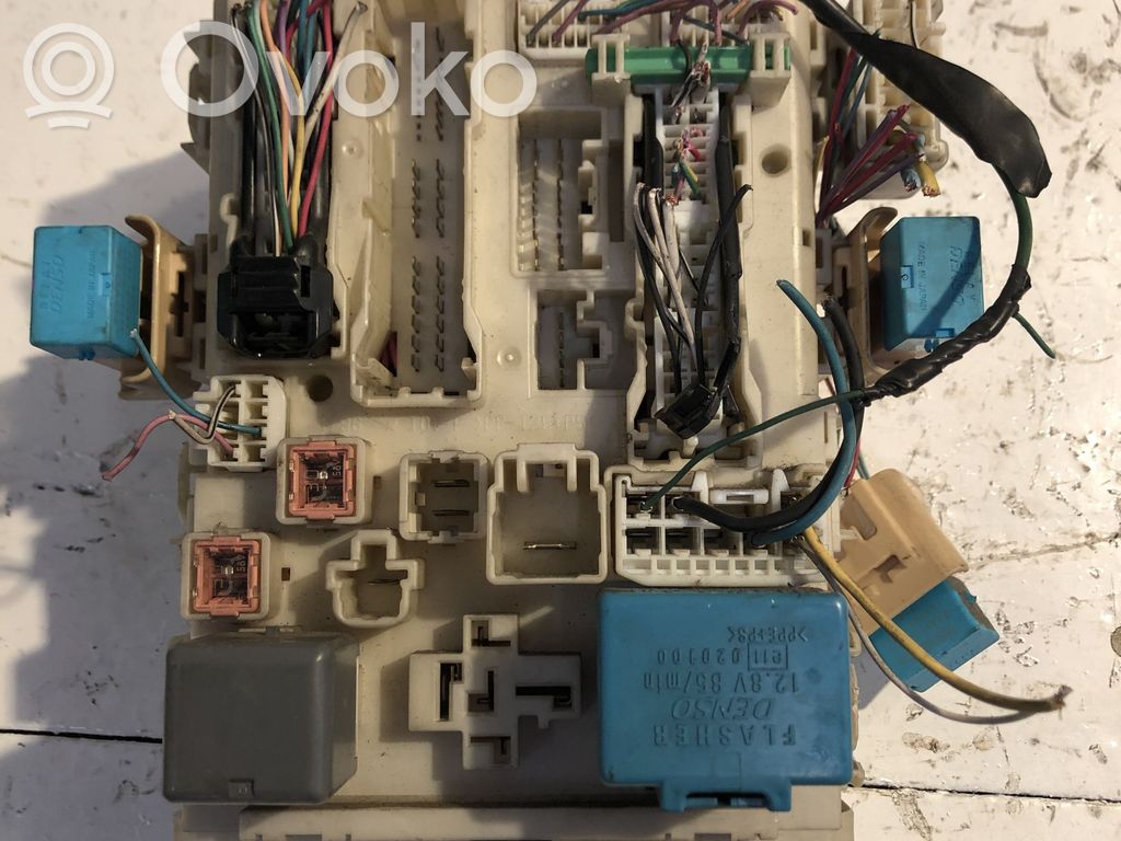 Toyota Yaris Módulo de fusible 