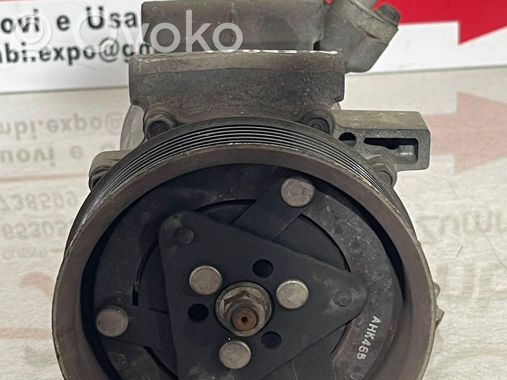 Renault Clio III Air conditioning (A/C) compressor (pump) 