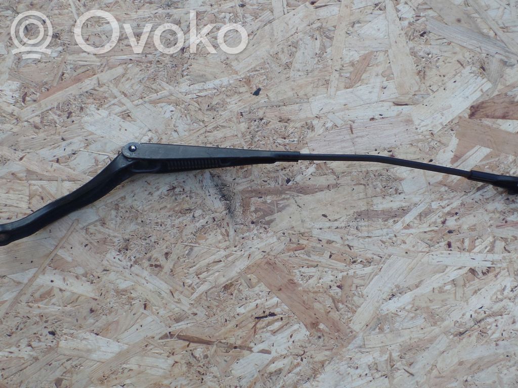 Opel Corsa D Wischerarm vorne 