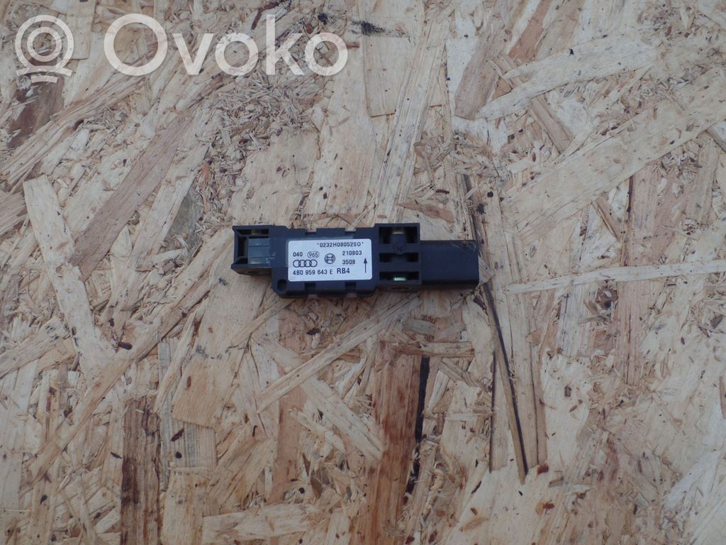 Audi A6 S6 C5 4B Airbagsensor Crashsensor Drucksensor 