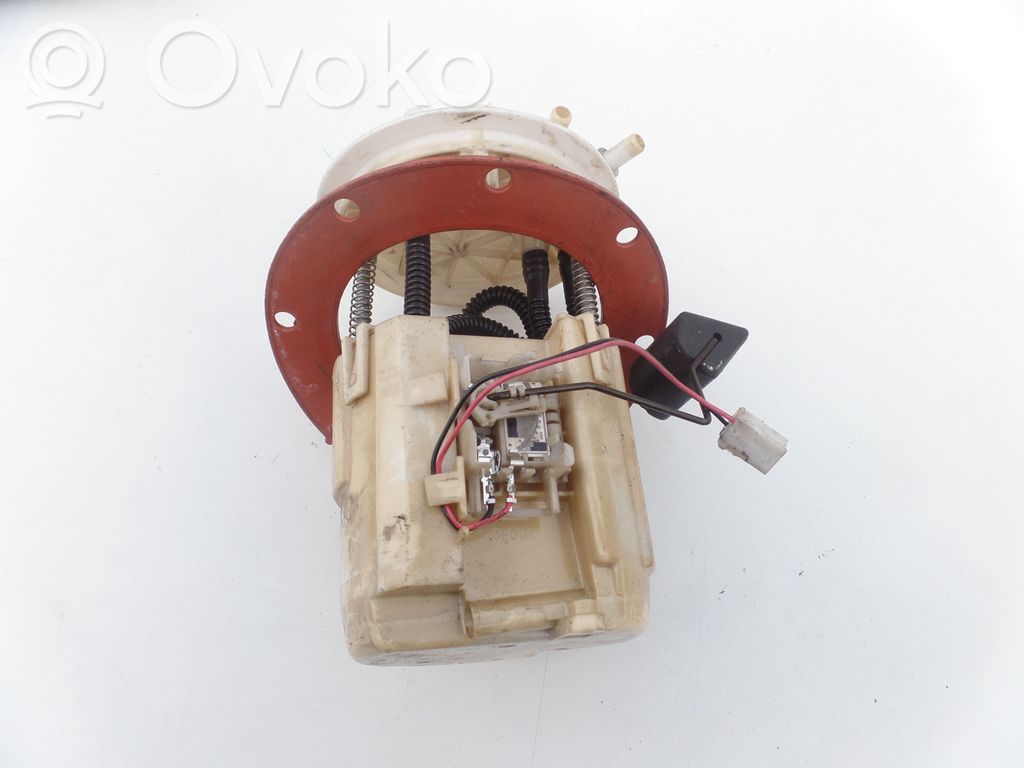 Bomba interna de combustible   42081AG110