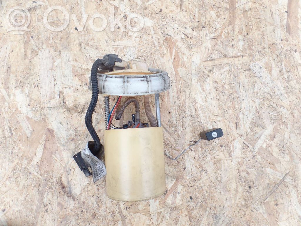 Opel Corsa D Bomba interna de combustible 