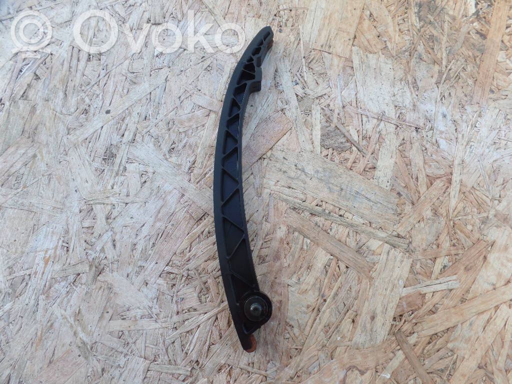 Opel Corsa D Jakohihnan liukukisko 