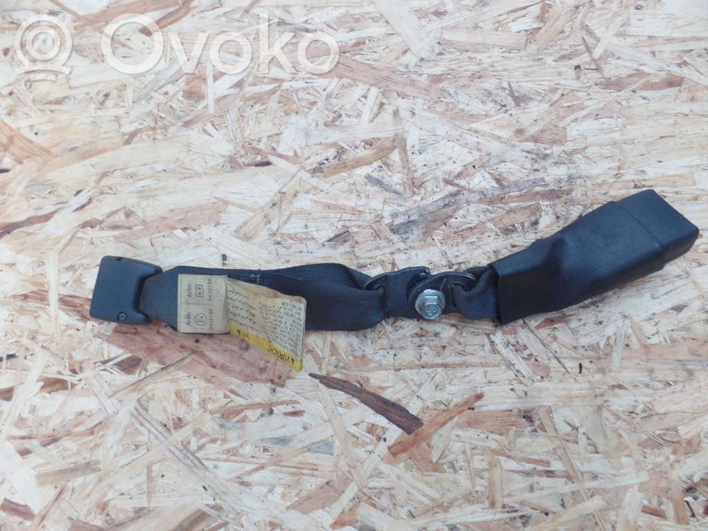 Subaru Legacy Hebilla del cinturón de seguridad trasero 