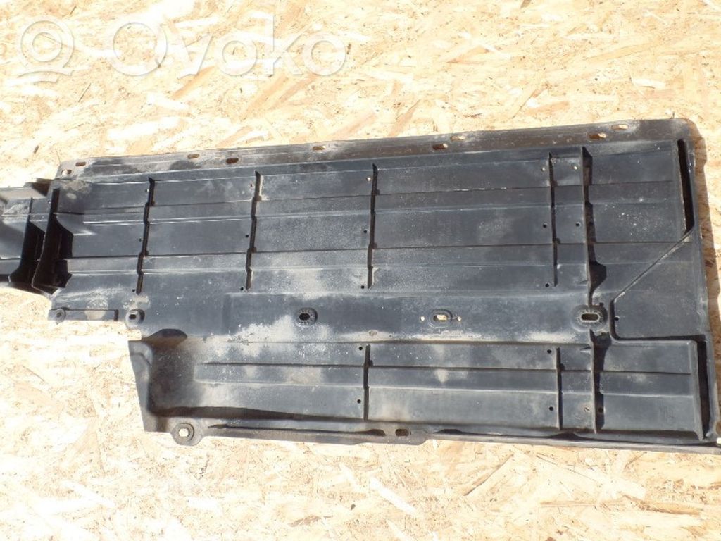 Subaru Legacy Osłona boczna podwozia 