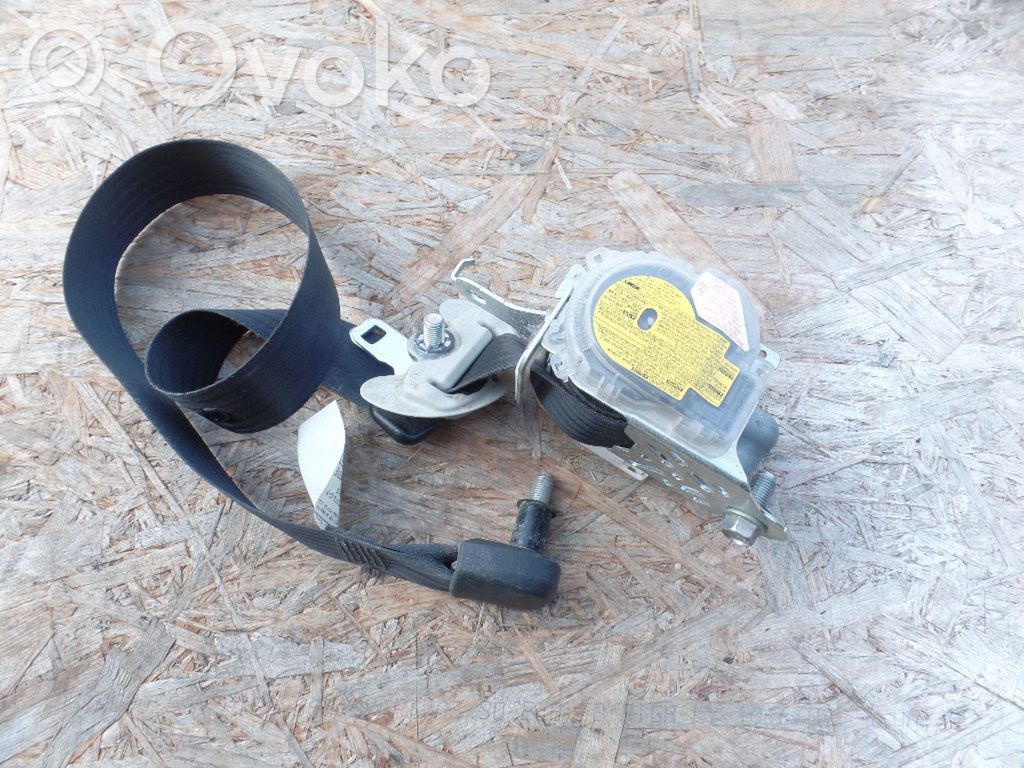 Subaru Legacy Cinturón delantero 
