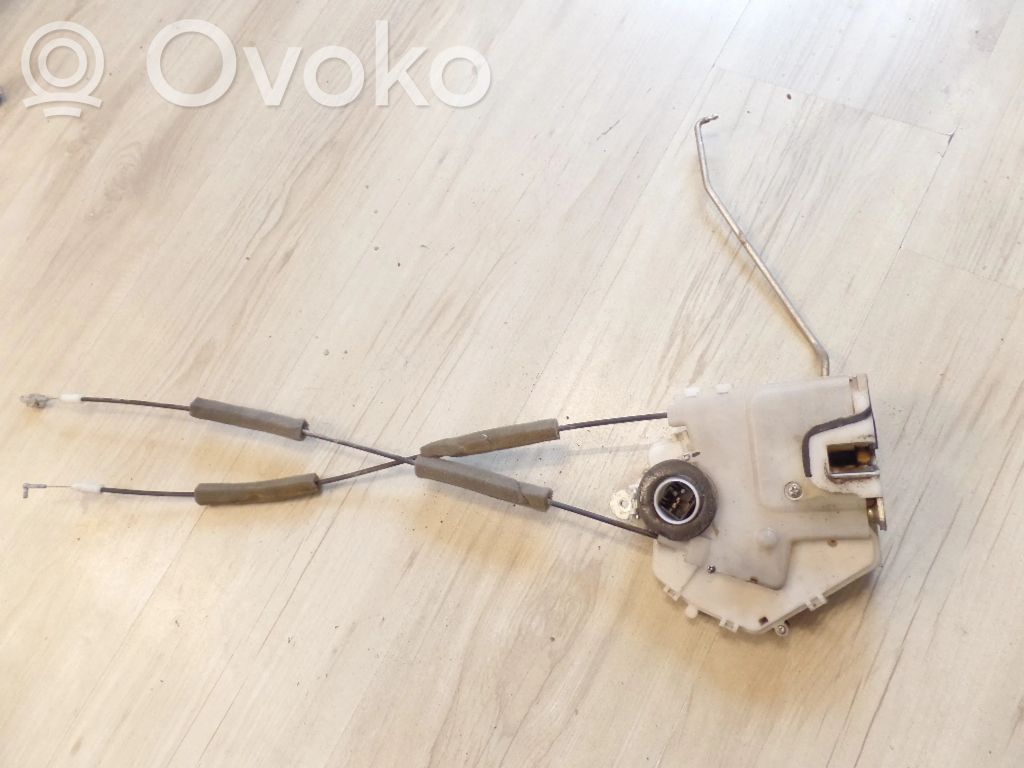 Honda FR-V Zamek drzwi przednich 