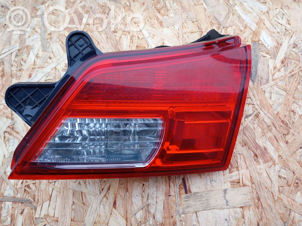 Tailgate rear/tail lights   13220072