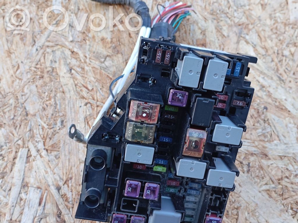 Módulo de fusible   MB102802B