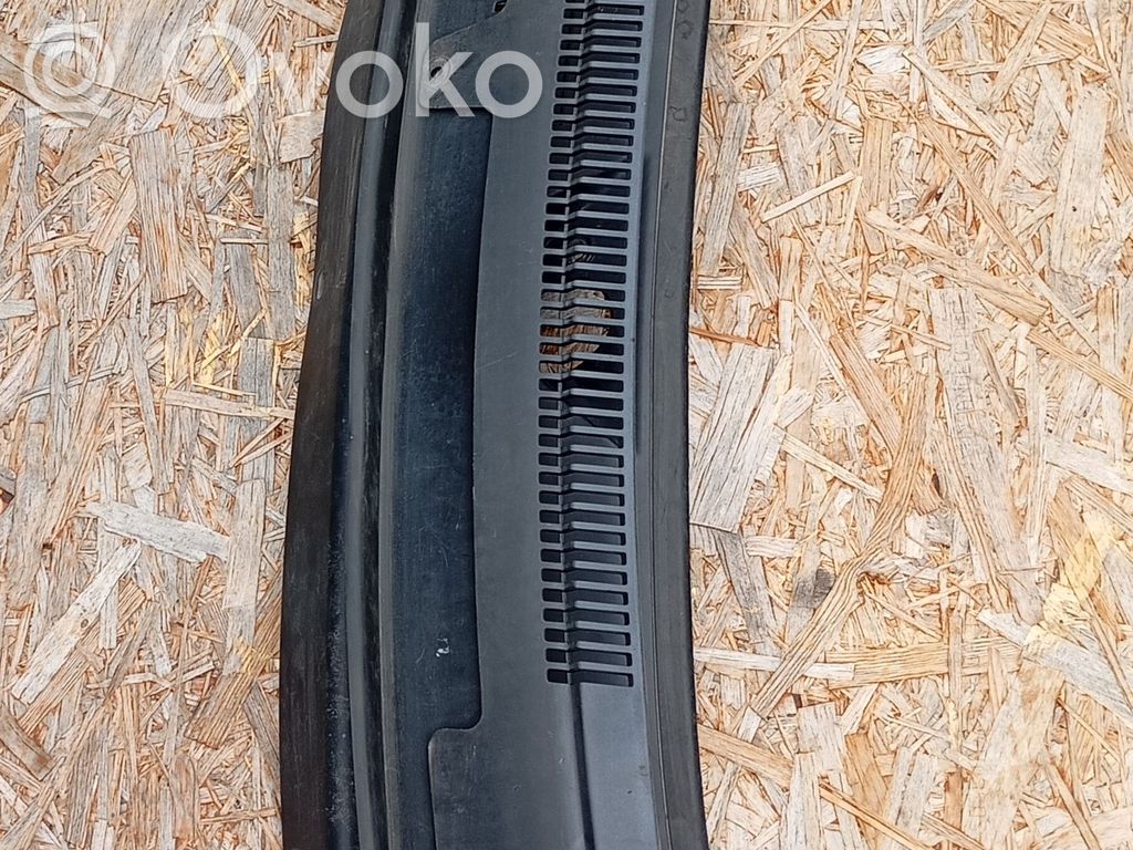 Dodge Journey Wiper trim 