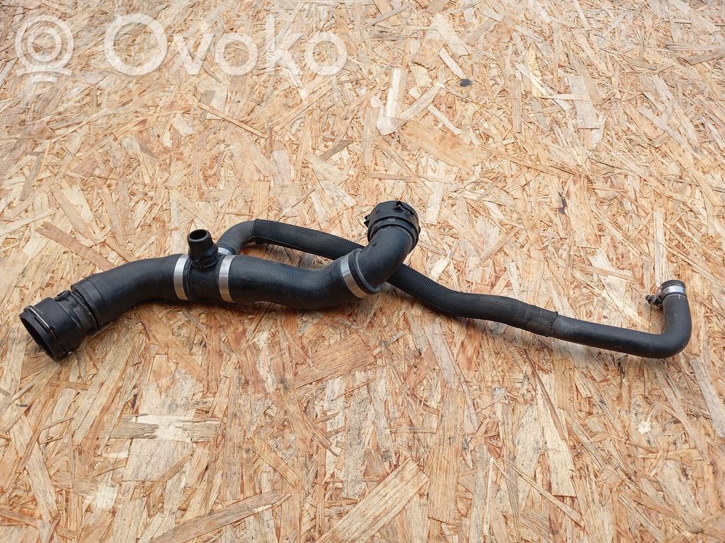 BMW 1 E81 E87 Engine coolant pipe/hose 