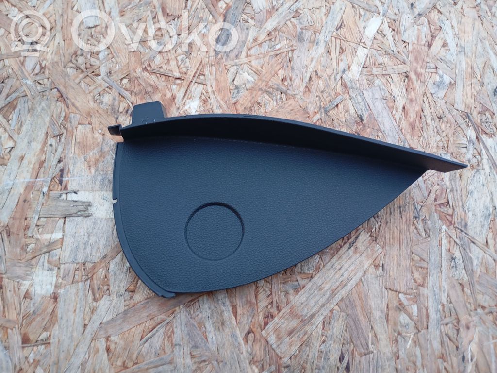 BMW 1 E81 E87 Dashboard side end trim 