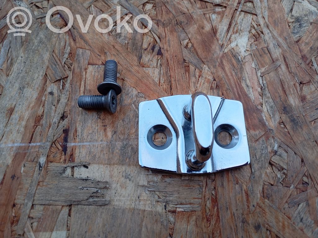 BMW 1 E81 E87 Front door lock loop/hook striker 