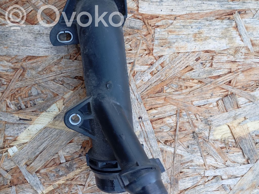 BMW 1 E81 E87 Engine coolant pipe/hose 
