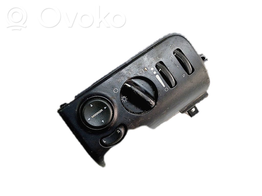 Chrysler Grand Voyager II Light switch 