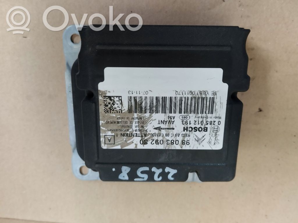 Peugeot 2008 I Airbag control unit/module 