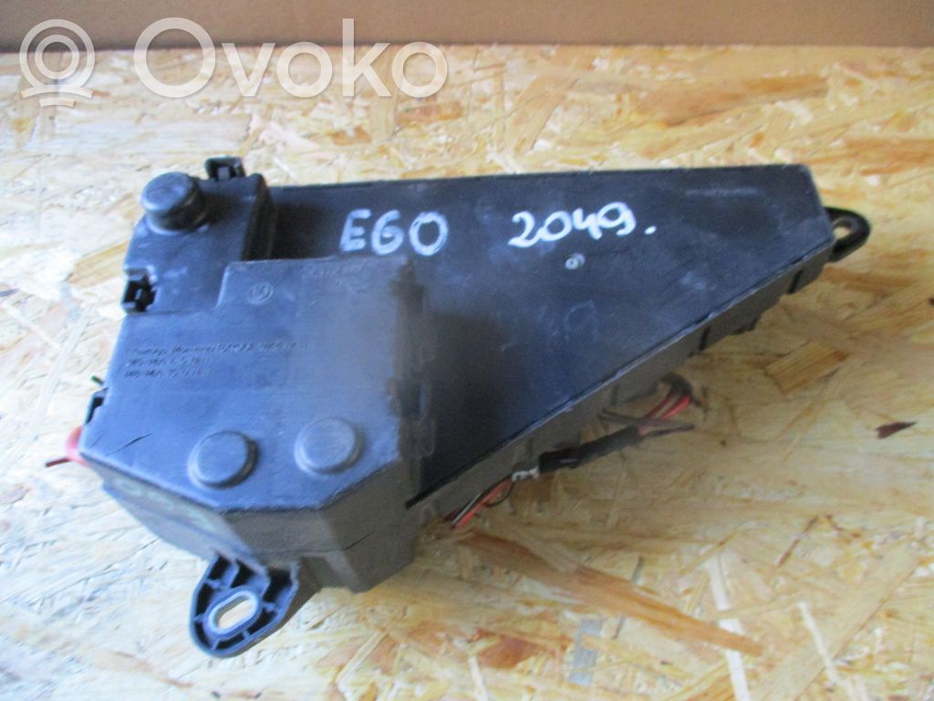 BMW 5 E60 E61 Fuse module 
