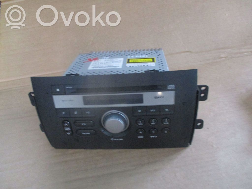 Suzuki SX4 Radio/CD/DVD/GPS head unit 