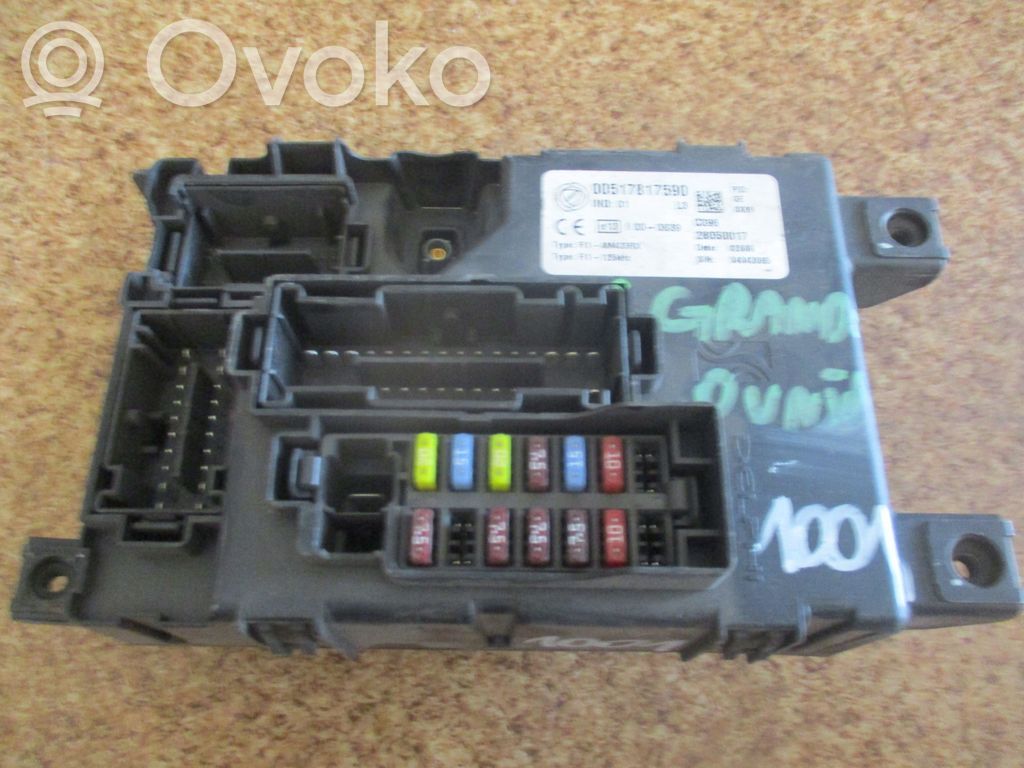 Ramka / Moduł bezpieczników   00517817590