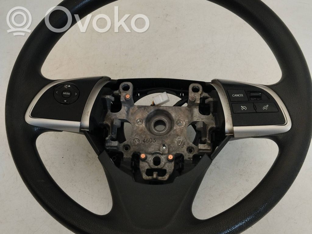 Mitsubishi Outlander Lenkrad 