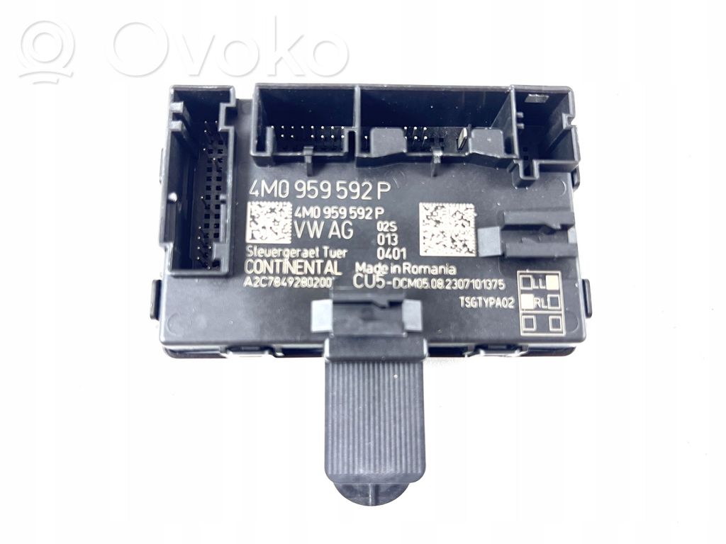 Audi Q7 4M Door control unit/module 