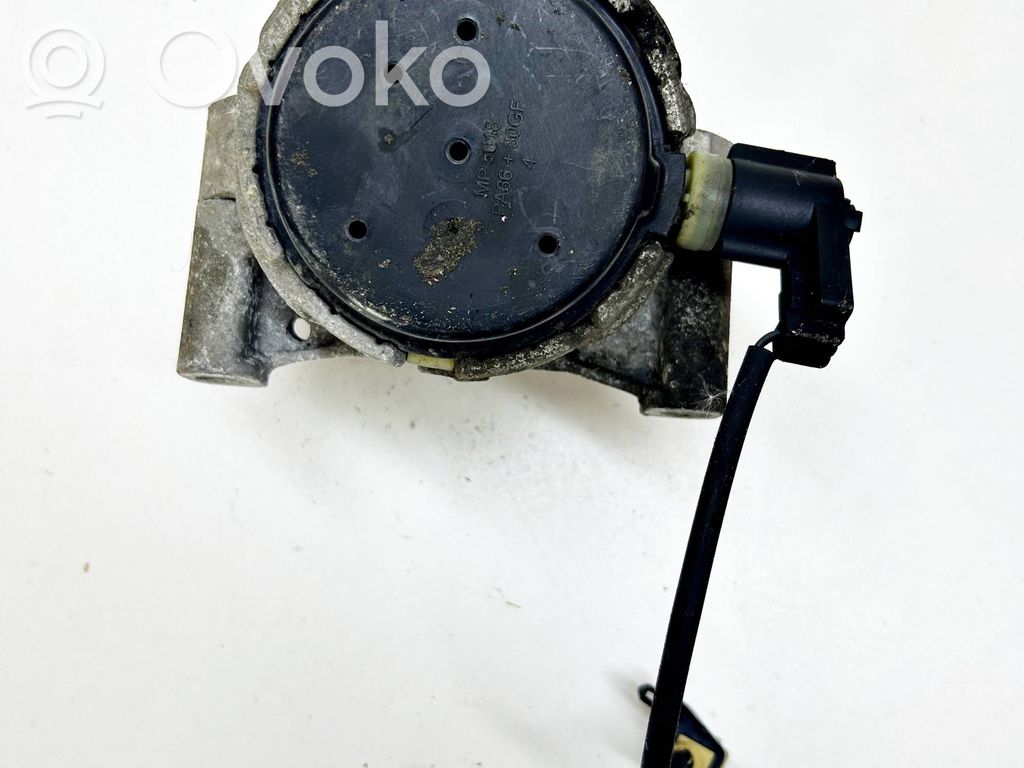 Audi A6 C7 Engine mount bracket 