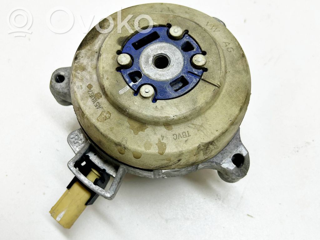 Engine mount bracket   4M0399202G