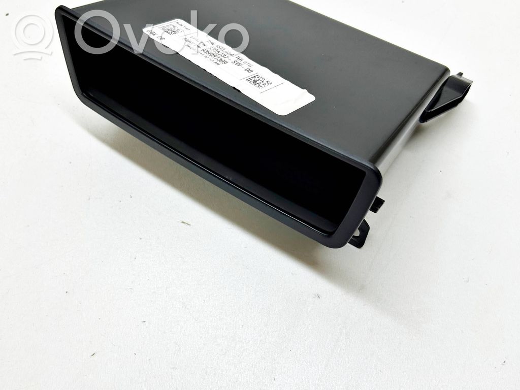 BMW X6M G06 F96 Moldura protectora de la rejilla de ventilación lateral del panel 