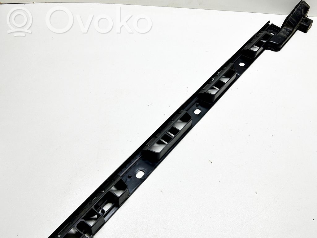 Porsche Macan (95B) Sill supporting ledge 