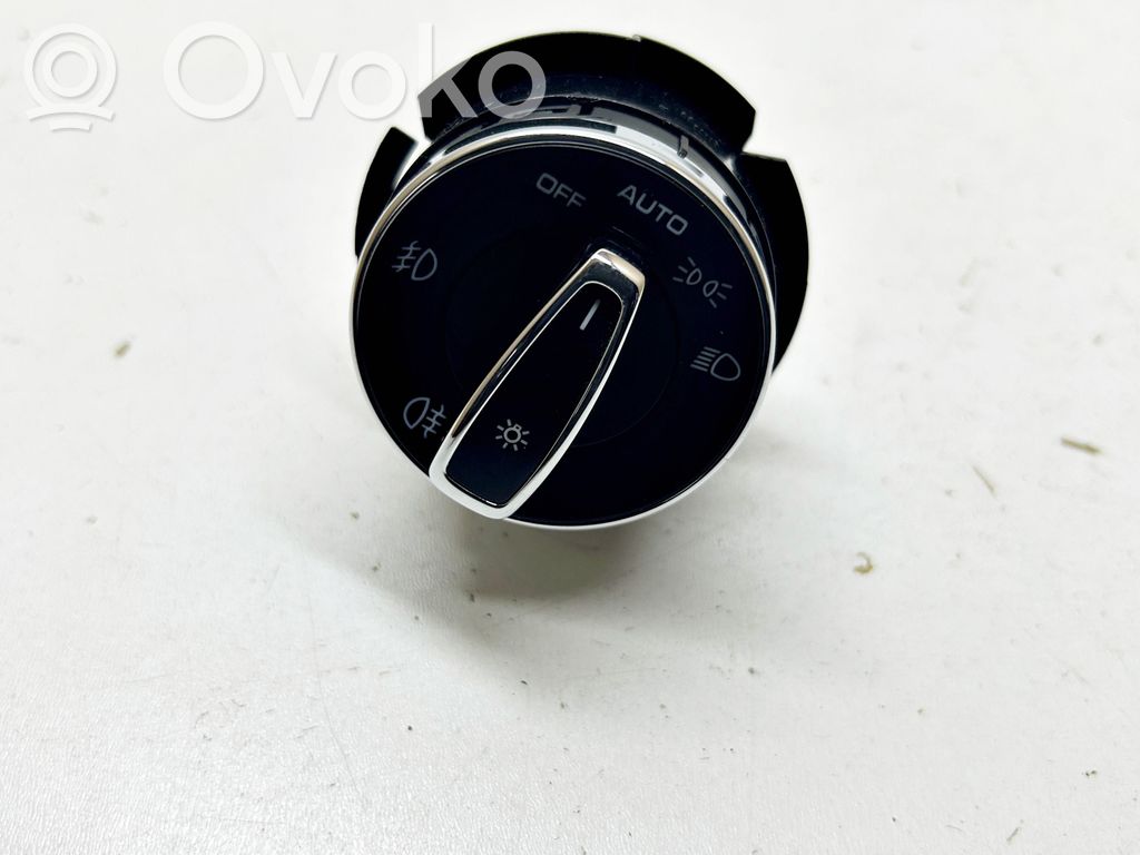 Porsche Cayenne (92A) Light switch 