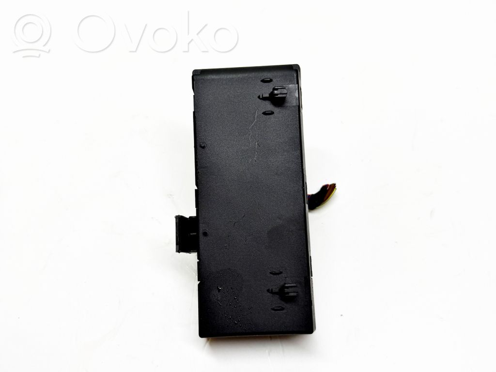 Tailgate/trunk control unit/module   5A74B11,71A9011000000,71AE005000000,E41015111