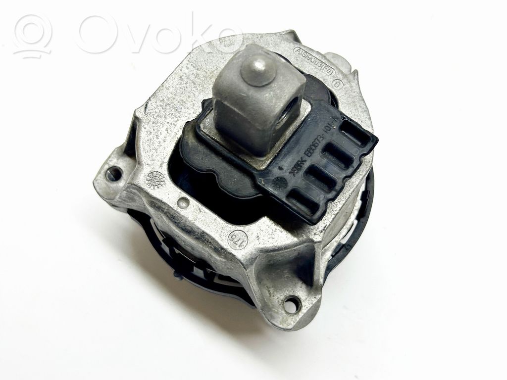 BMW X6 G06 Engine mount bracket 